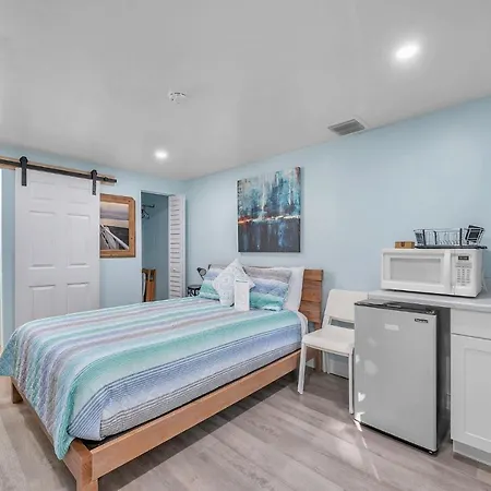 Villa Largo Retreat